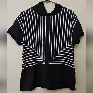 Besti Belli Top With Hood